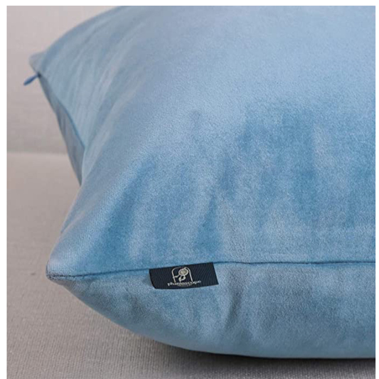 Light-Blue-Square-Velvet-Pillows-